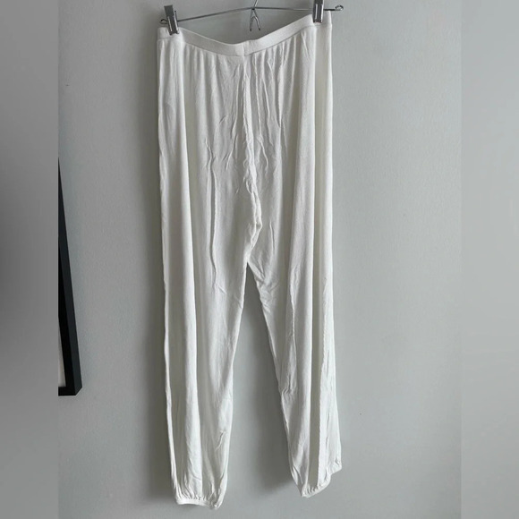 White Comfortable Joe Fresh Pyjama Set Crop Tank & Pants  size XS - Picture 5 of 7